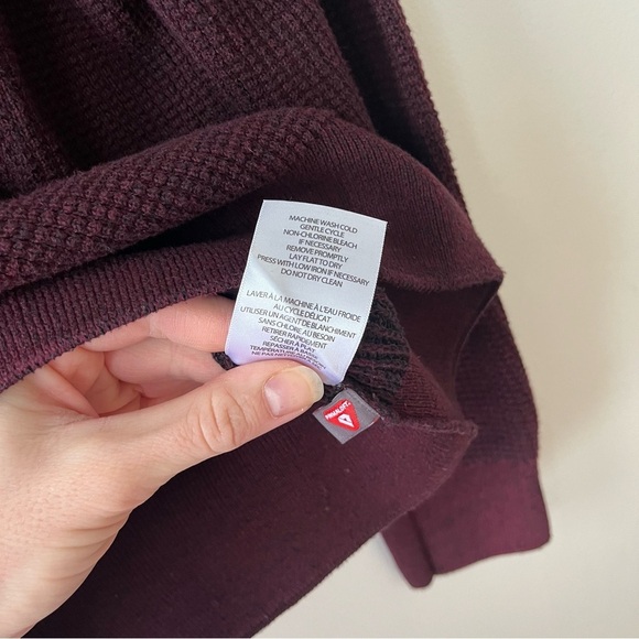 Karbon waffle knit burgundy long sleeve crew neck sweatshirt women’s large - Picture 6 of 10